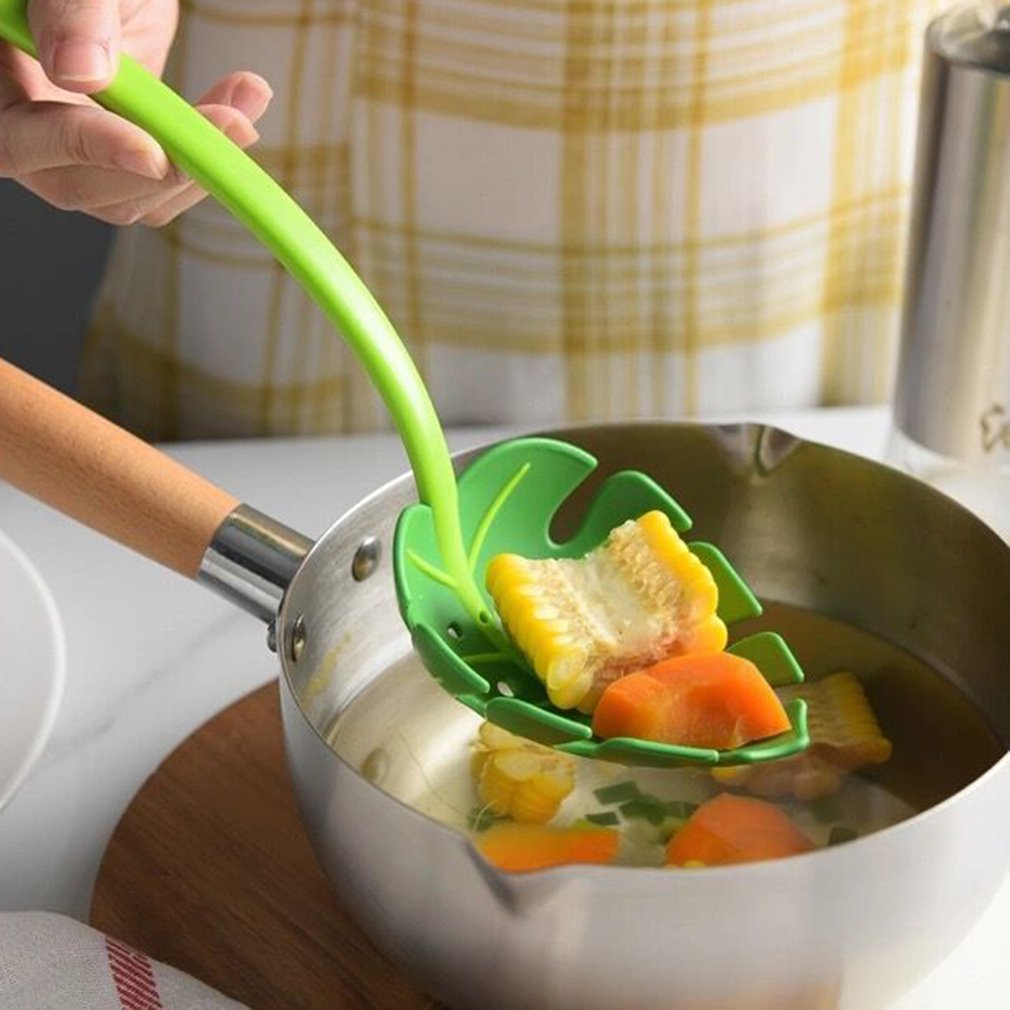Green Monstera Leaf Pasta Serving Spoon