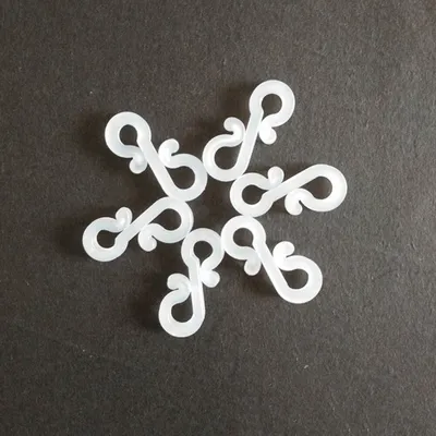 Gutter Hooks Christmas Lights Clips (24 pcs) Gutter Hooks Christmas Lights Clips (24 pcs)