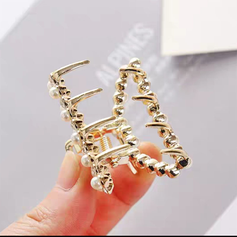 Hair Claw Pearl Ladies Accessories Hair Claw Pearl Ladies Accessories