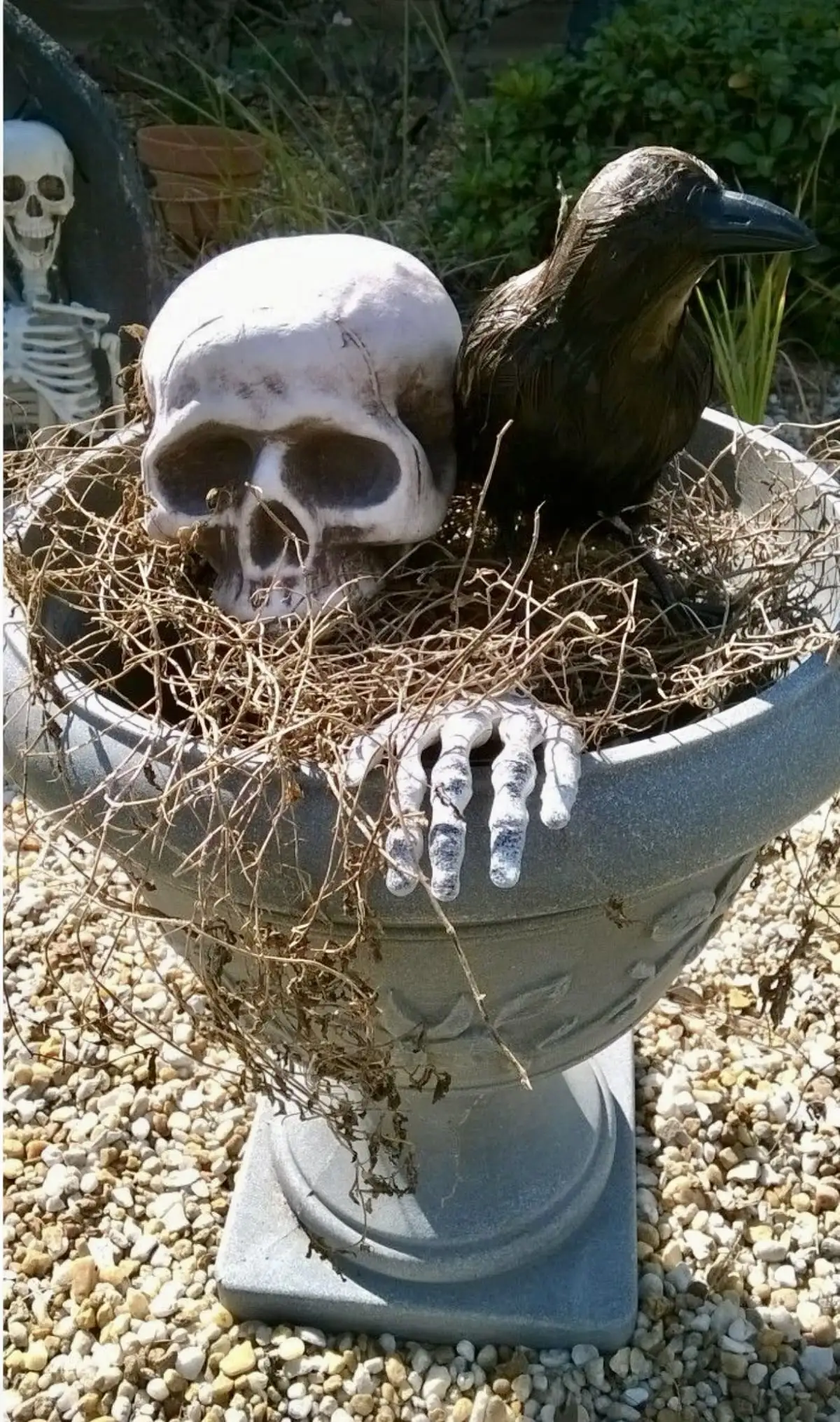 Halloween decor Skeleton Stakes Halloween Realistic Skull Skeleton Head Human Hand Arms for Halloween Party Home Garden Halloween decor Skeleton Stakes Halloween Realistic Skull Skeleton Head Human Hand Arms for Halloween Party Home Garden