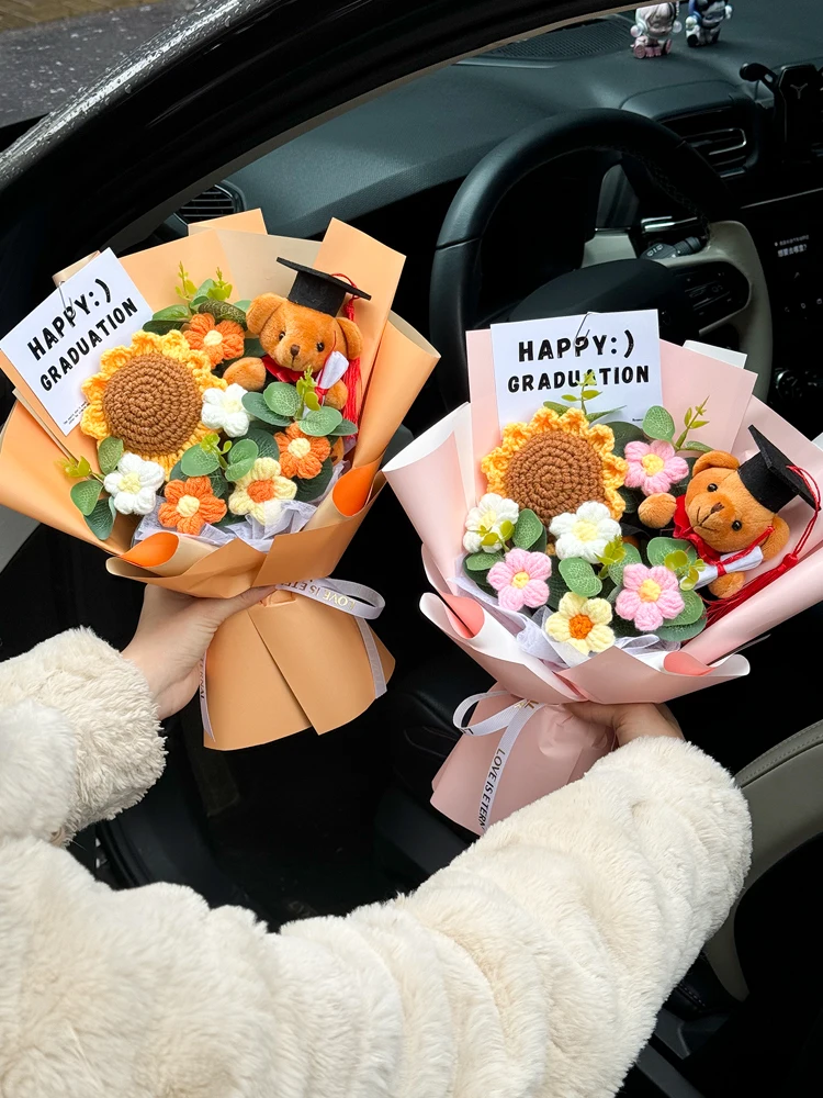 Hand Knitted Suower Fake Flowers aduation Bear Doll Creative Bouquet Children 8 Years Old Adult Gifts Surprise