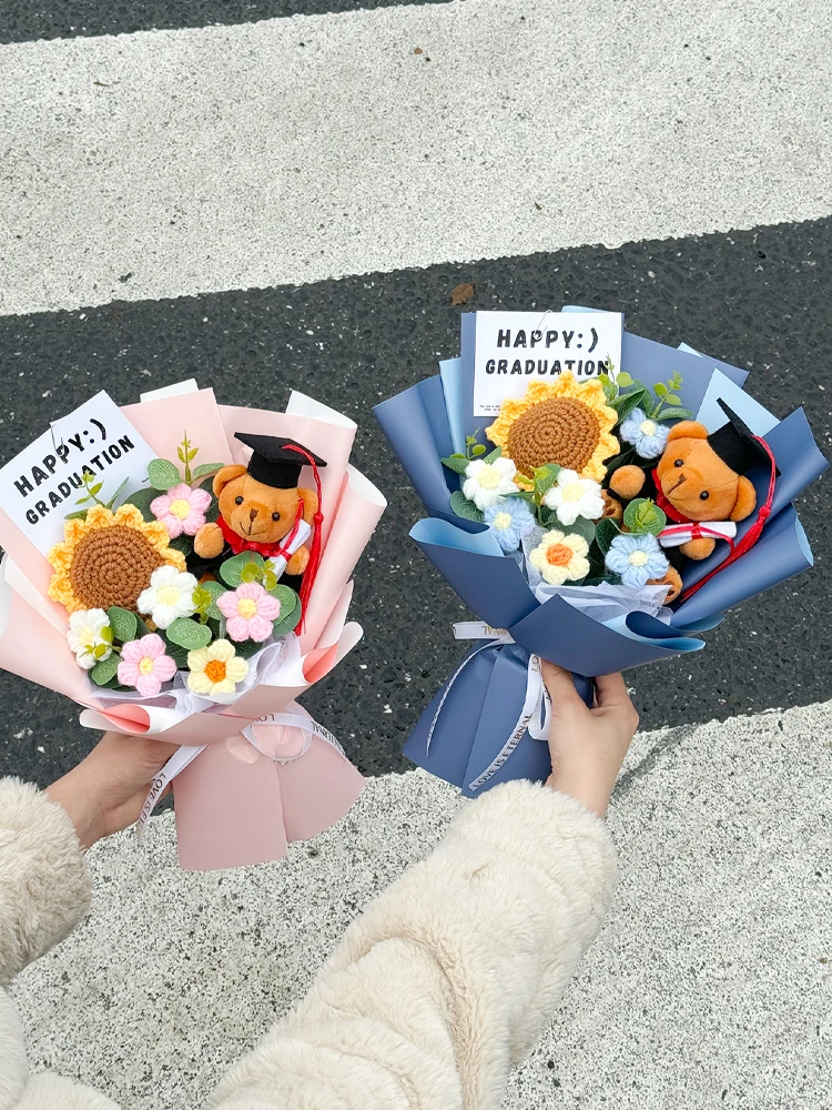 Hand Knitted Suower Fake Flowers aduation Bear Doll Creative Bouquet Children 8 Years Old Adult Gifts Surprise