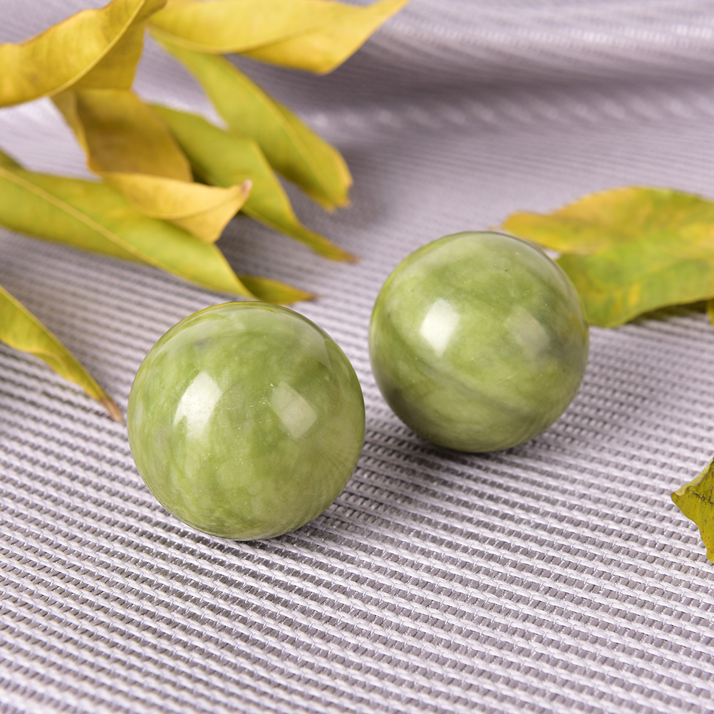 Hand Massage Natural Jade Balls (2pcs)