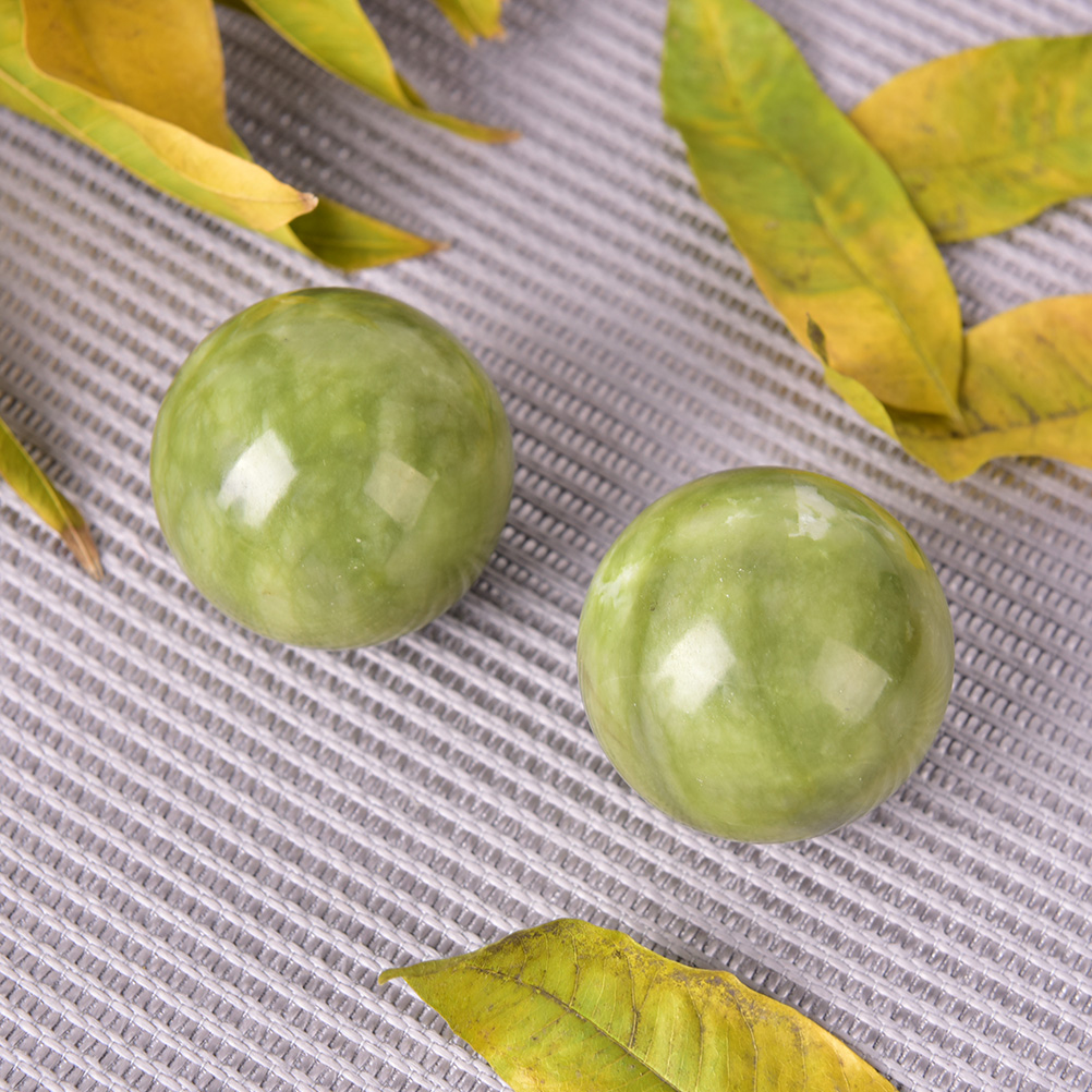 Hand Massage Natural Jade Balls (2pcs)