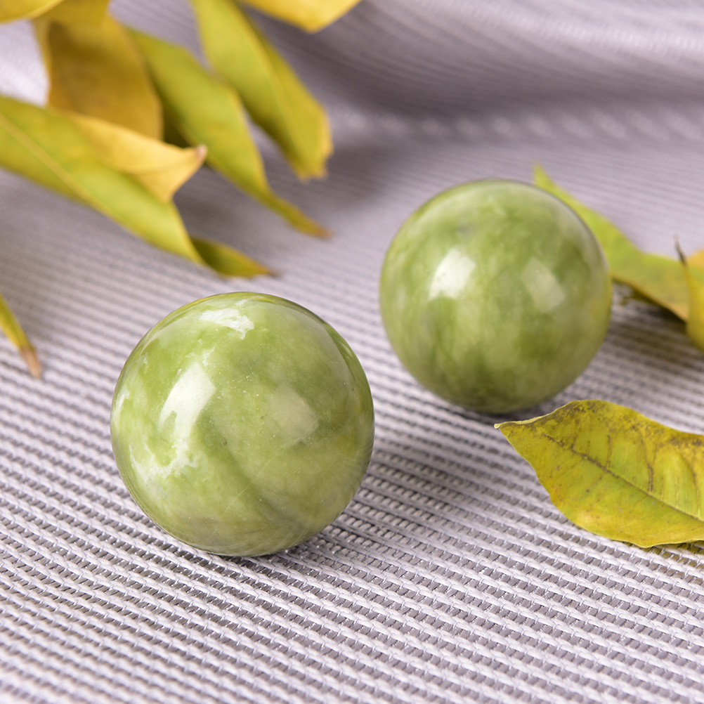 Hand Massage Natural Jade Balls (2pcs)