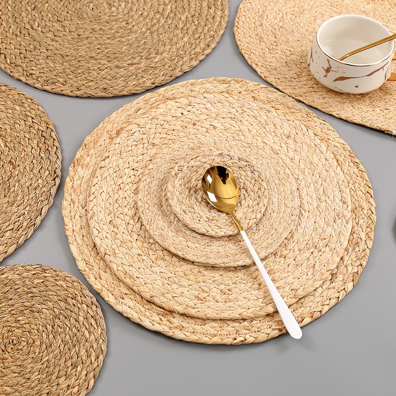 Hand Woven Round Wicker Placemat Hand Woven Round Wicker Placemat