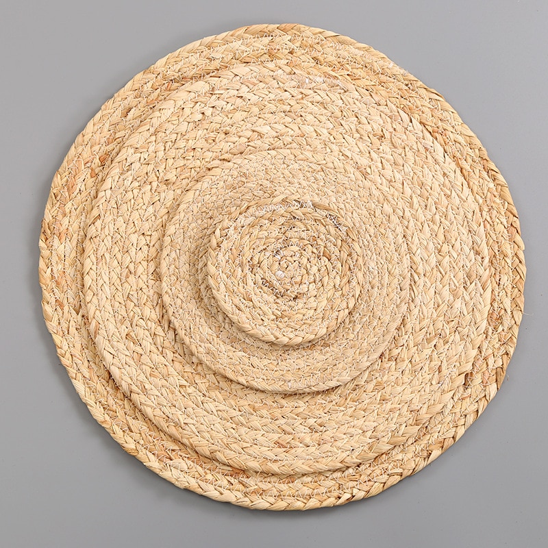 Hand Woven Round Wicker Placemat Hand Woven Round Wicker Placemat
