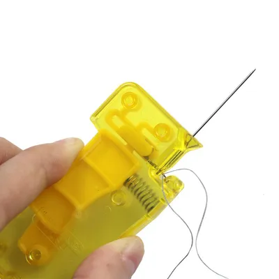 Handy Automatic Needle Threading Device