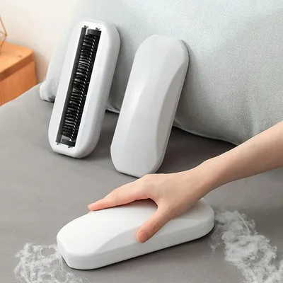 Handy Plastic Crumb Brush Roller