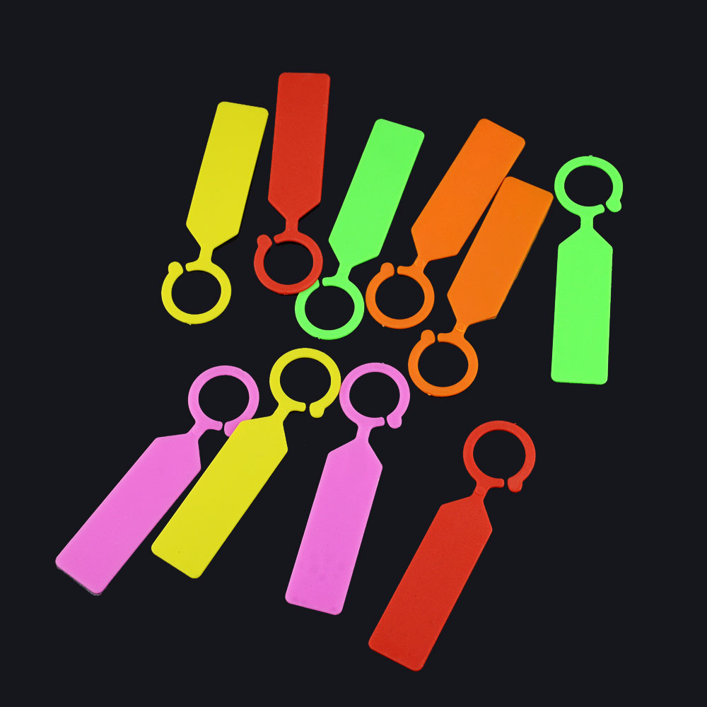 Hangable Plastic Tree Tags Hangable Plastic Tree Tags