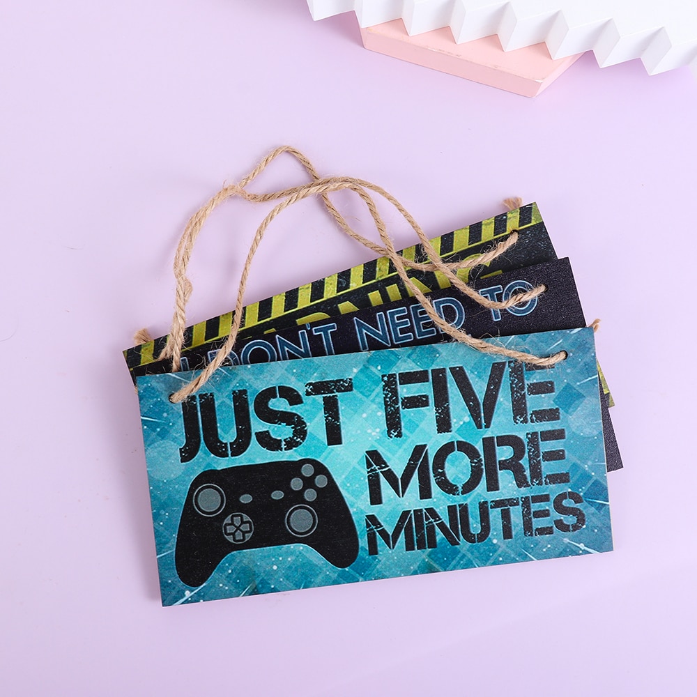 Hanging Design Gamer Door Sign