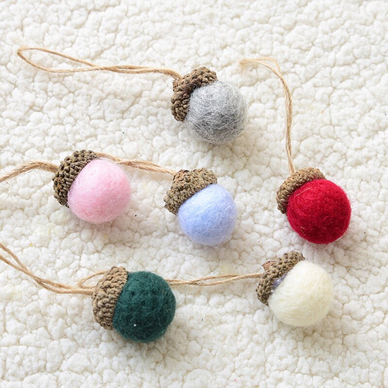 Hanging Wool Felt Acorns (6pcs)