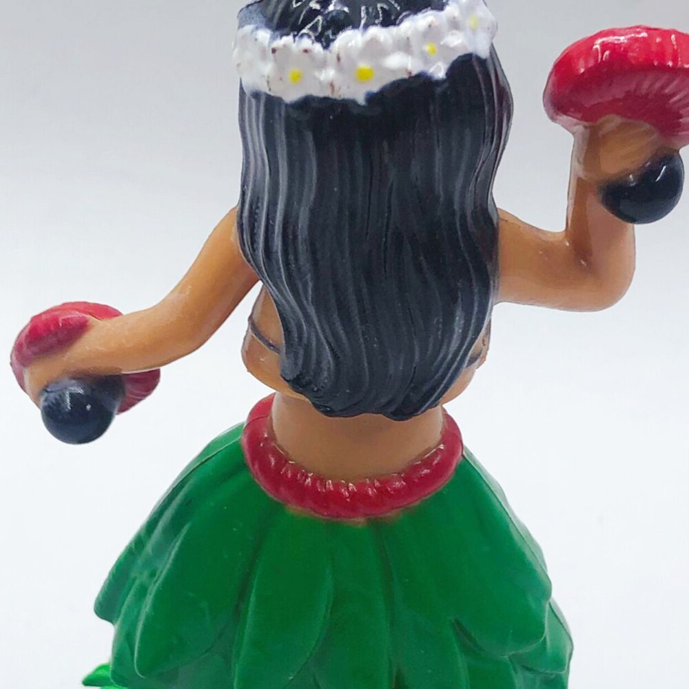 Hawaiian Girl Solar Powered Dashboard Toy Hawaiian Girl Solar Powered Dashboard Toy
