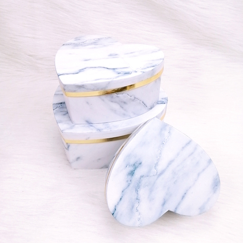 Heart Flower Boxes with Covers (3pcs) Heart Flower Boxes with Covers (3pcs)
