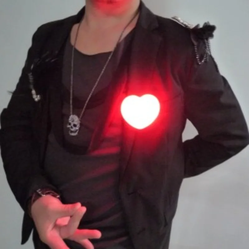 Heart Light (Red Color) Magic Tricks gimmicks Light Love Magie Stage Closeup Fire Props Comedy Accessories Valentine's