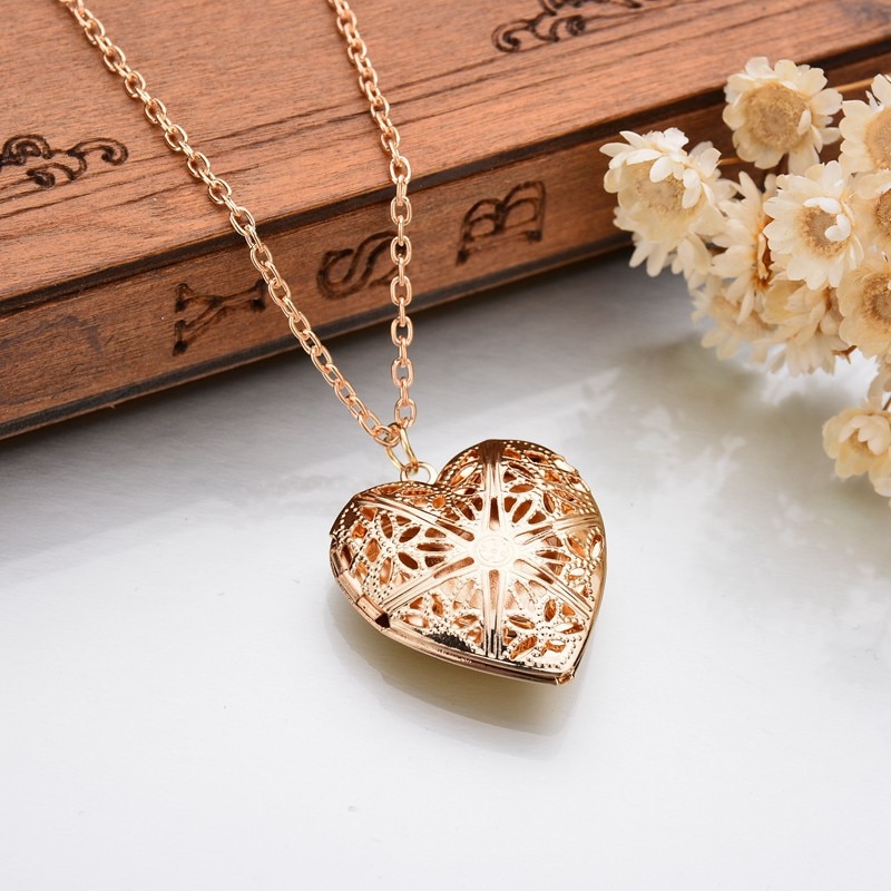 Heart Locket Chain Necklace Heart Locket Chain Necklace