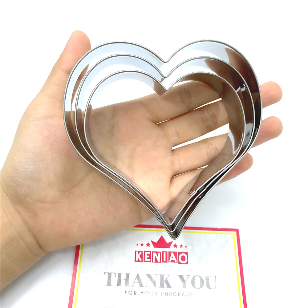 Heart Shaped Cookie Cutters Set (3 pcs) Heart Shaped Cookie Cutters Set (3 pcs)