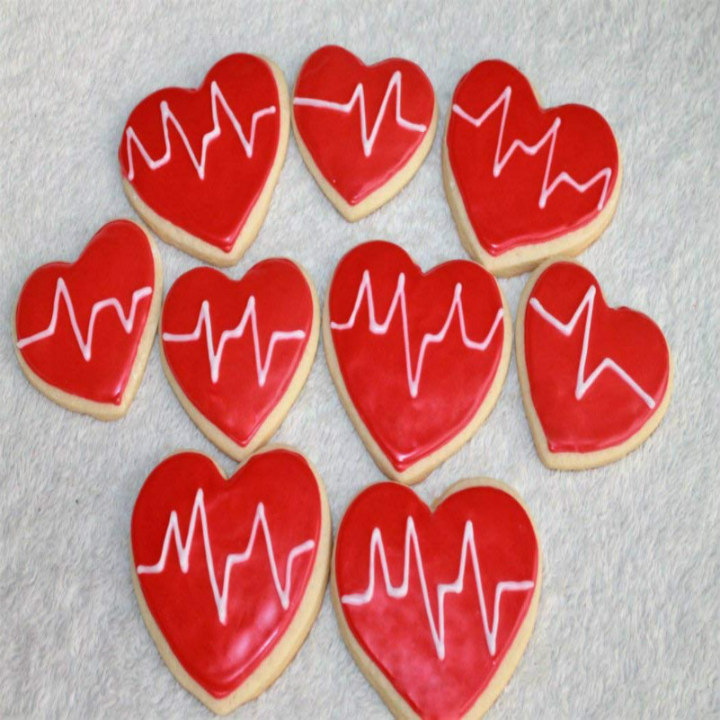 Heart Shaped Cookie Cutters Set (3 pcs) Heart Shaped Cookie Cutters Set (3 pcs)