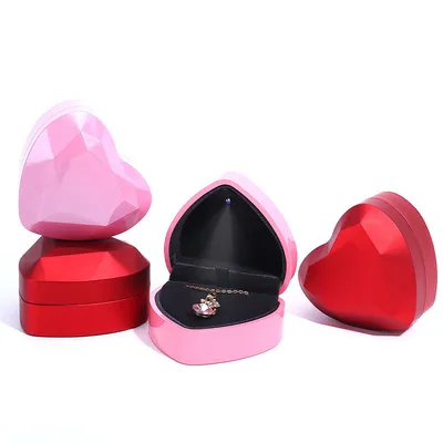 Heart Shaped Light Up Engagement Ring Box Heart Shaped Light Up Engagement Ring Box