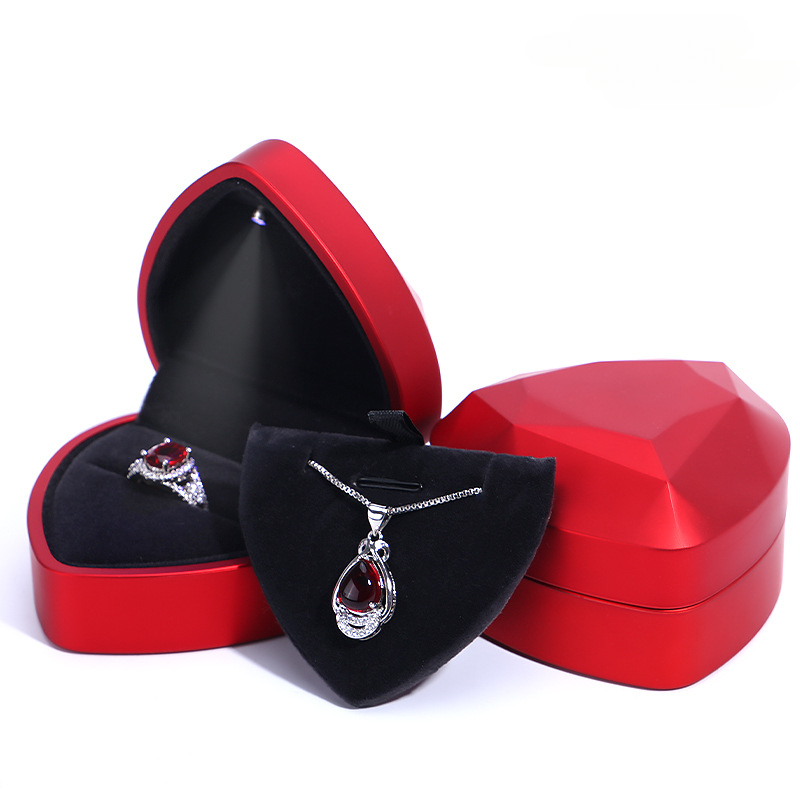 Heart Shaped Light Up Engagement Ring Box Heart Shaped Light Up Engagement Ring Box