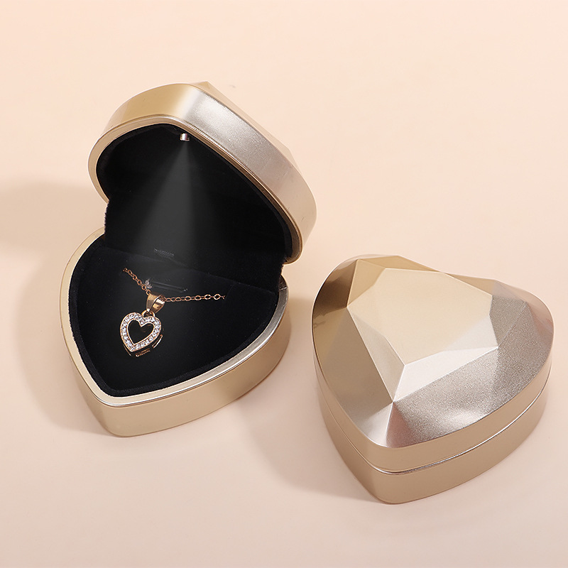 Heart Shaped Light Up Engagement Ring Box Heart Shaped Light Up Engagement Ring Box