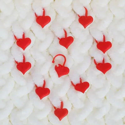 Heart-Shaped Locking Stitch Markers (50 pcs)