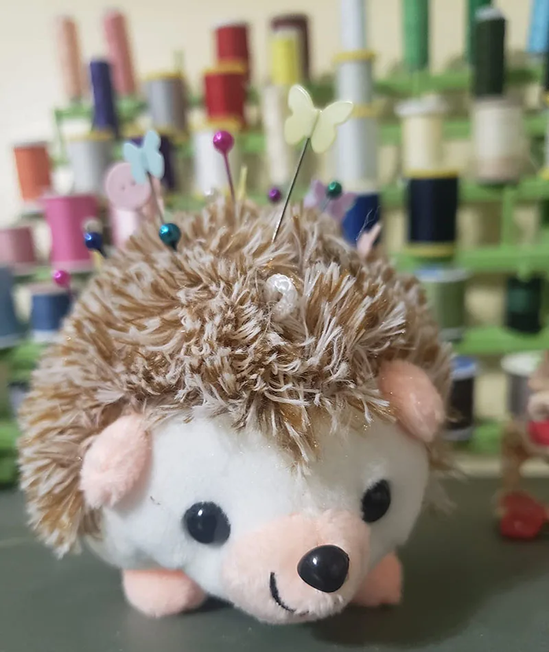 Hedgehog Pin Cushion with 100 Colorful Sewing Pins Hedgehog Pin Cushion with 100 Colorful Sewing Pins