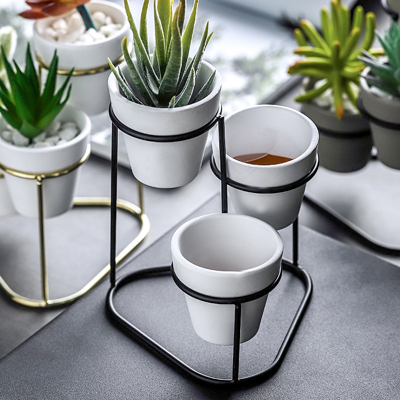 Herb Pots 3-in-1 with Metal Stand Herb Pots 3-in-1 with Metal Stand