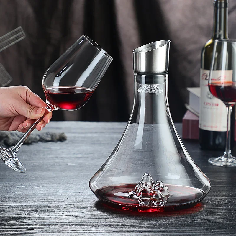 High Grade Guanshan Style Decanter High Borosilicate Glass Wine Bottle Wine Dispenser Snow Mountain Shape 1800ml Red High Grade Guanshan Style Decanter High Borosilicate Glass Wine Bottle Wine Dispenser Snow Mountain Shape 1800ml Red