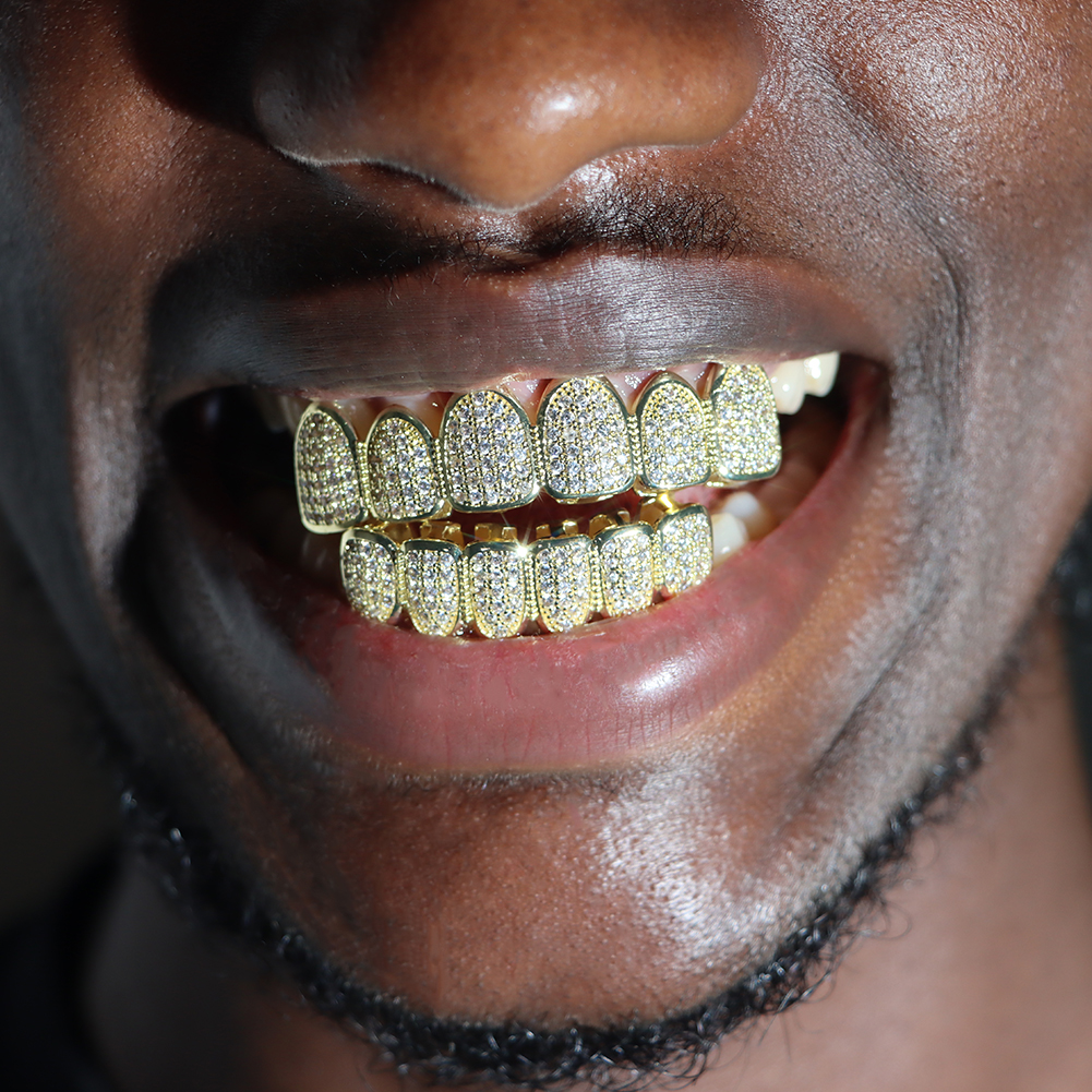 HipHop Bling Iced Out CZ Teeth Grillz Caps Set Top&Bottom Cubic Zircon Gold Silver Color Tooth Grills Caps