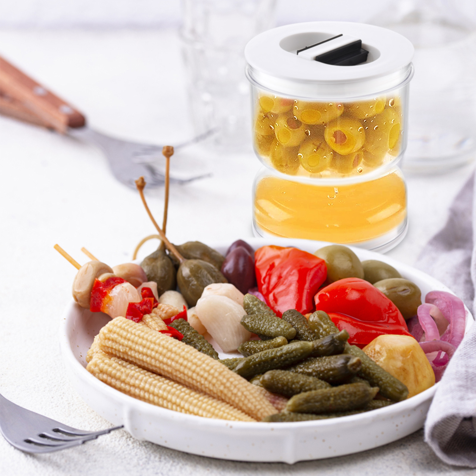 Hourglass Pickle Jar Juice Separator