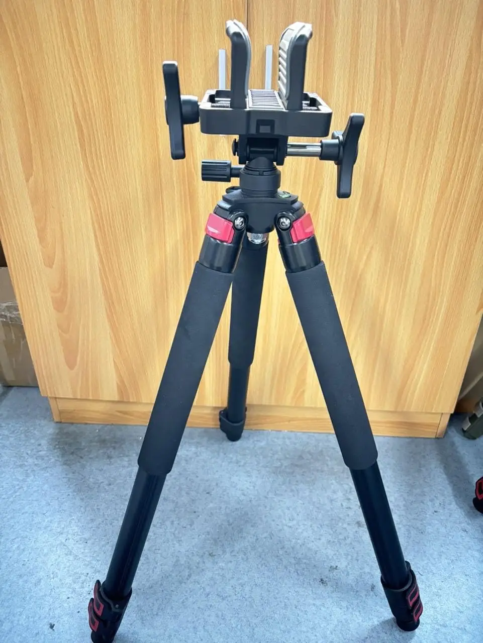 Hunting Rest with Sturdy Aluminum Frame Lightweight Provides Stability Adjustable Legs Hands-Free Operation Outdoors