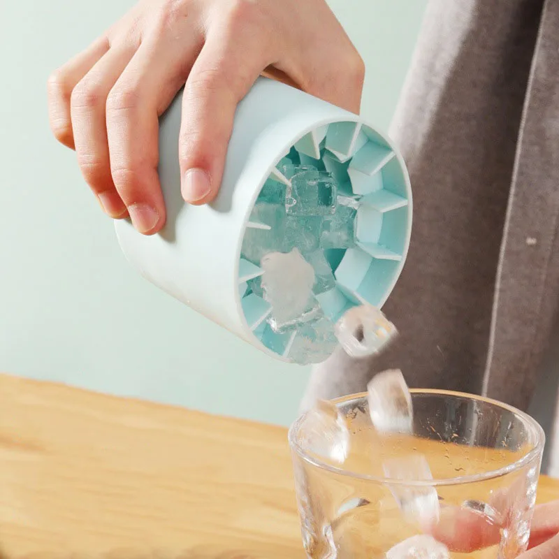 Ice Bucket Silicone Ice Cube Mold Round Ice Bucket Summer Homemade DIY Refrigerator Freeze Ice Maker Creative Ice Cube