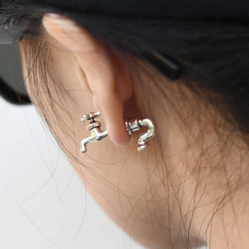 Industrial Punk Water Faucet Shape Stud Earrings For Men Women Gothic Piercing Earring Personality Halloween Fashion Industrial Punk Water Faucet Shape Stud Earrings For Men Women Gothic Piercing Earring Personality Halloween Fashion