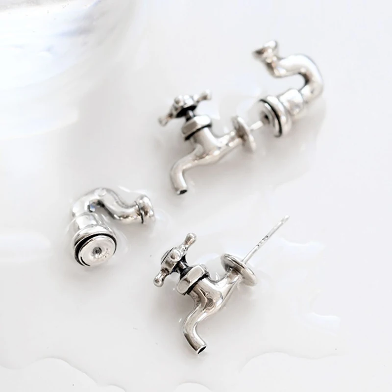 Industrial Punk Water Faucet Shape Stud Earrings For Men Women Gothic Piercing Earring Personality Halloween Fashion Industrial Punk Water Faucet Shape Stud Earrings For Men Women Gothic Piercing Earring Personality Halloween Fashion