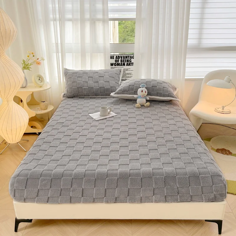 Jacquard Bed Cover Velvet Fitted Sheet Plaid Style Bedsheets Warm Mattress Protectors