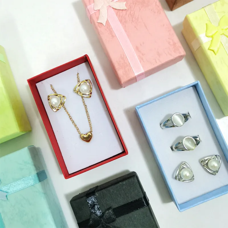 Jewelry Present Boxes Holders (12 pcs)