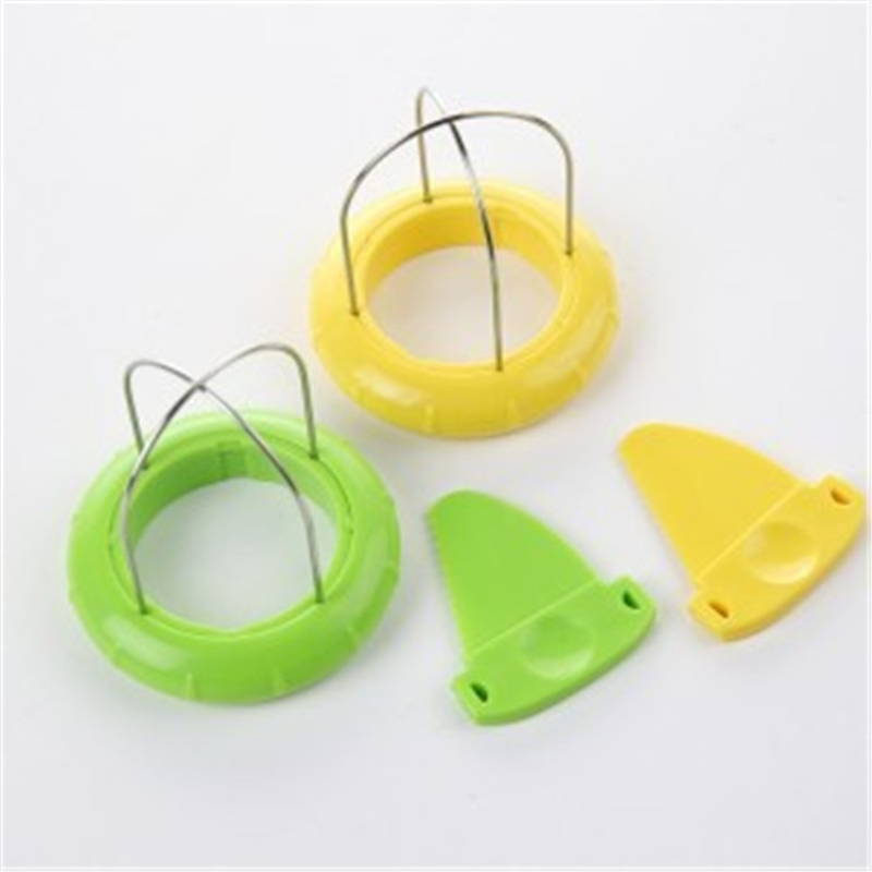 Kiwi Cutter Two-In-One Tool