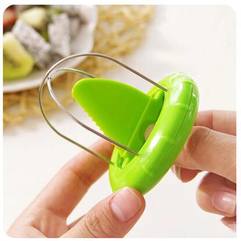 Kiwi Fruit Cutter and Slicer Tool