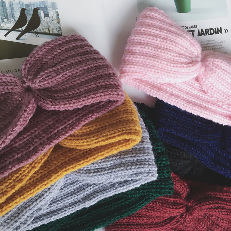 Knitted Women's Winter Headband Accessory Knitted Women's Winter Headband Accessory