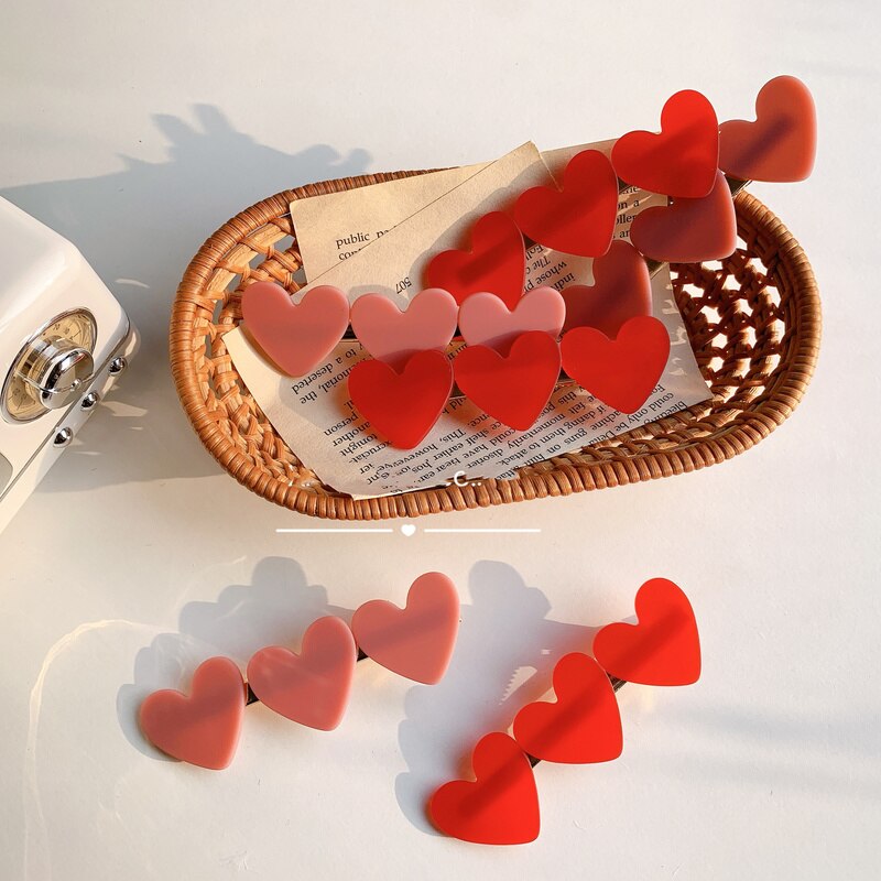 Korean Style Heart Shaped Hair Clips (2 pcs) Korean Style Heart Shaped Hair Clips (2 pcs)