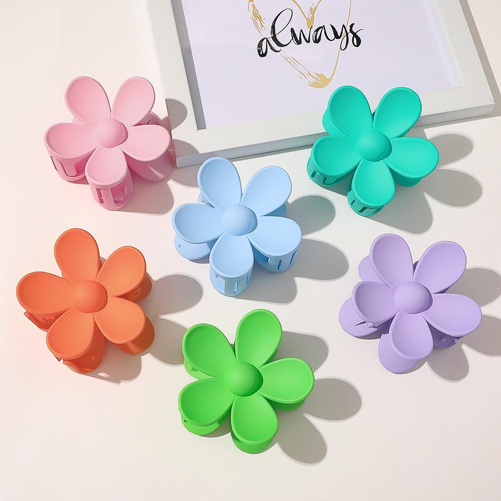 Ladies Cute Flower Claw Clip Ladies Cute Flower Claw Clip
