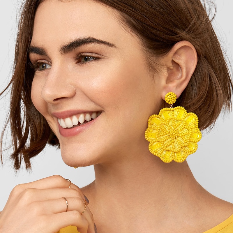 Ladies Earrings Fashionable Design