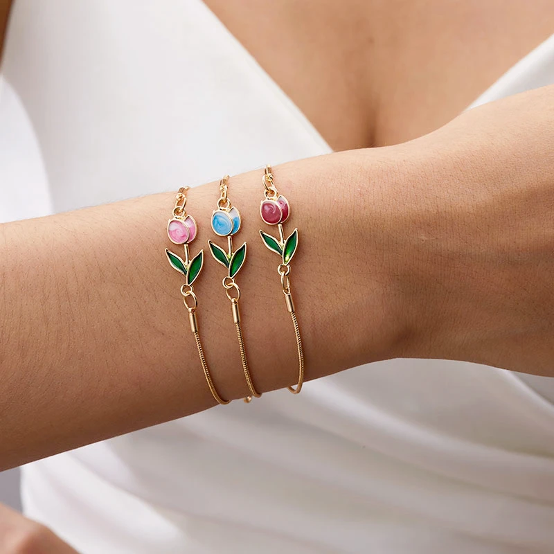 Ladies Elegant Tulip Bracelet