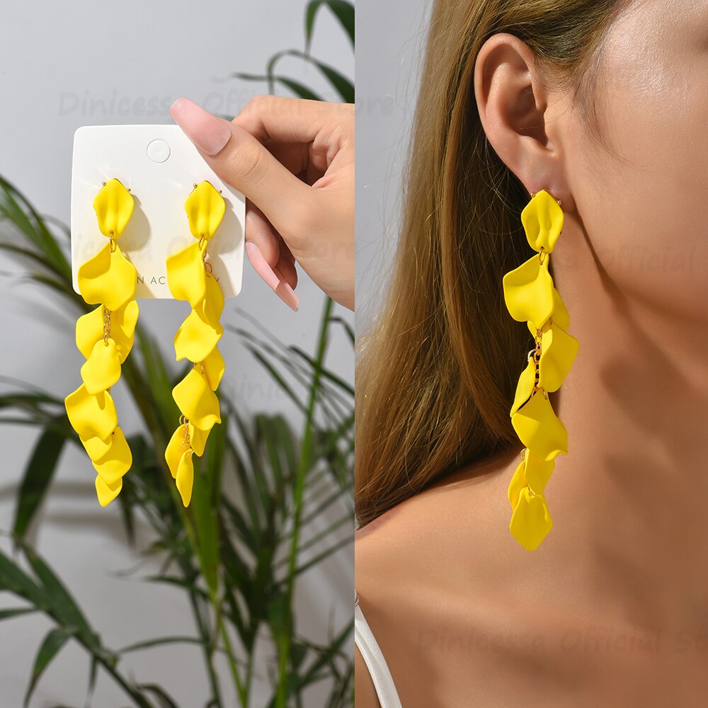 Ladies Fashionable Flower Petal Earrings Ladies Fashionable Flower Petal Earrings