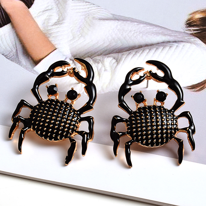 Ladies Fashionable Stud Crab Earrings Ladies Fashionable Stud Crab Earrings