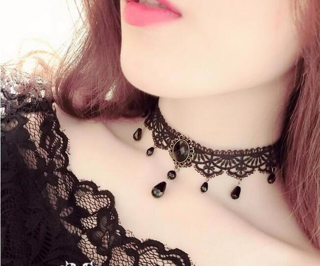 Ladies Lace Choker Necklace Ladies Lace Choker Necklace
