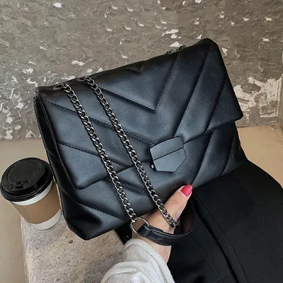 Ladies Leather Sling Bag with Chain Strap Ladies Leather Sling Bag with Chain Strap