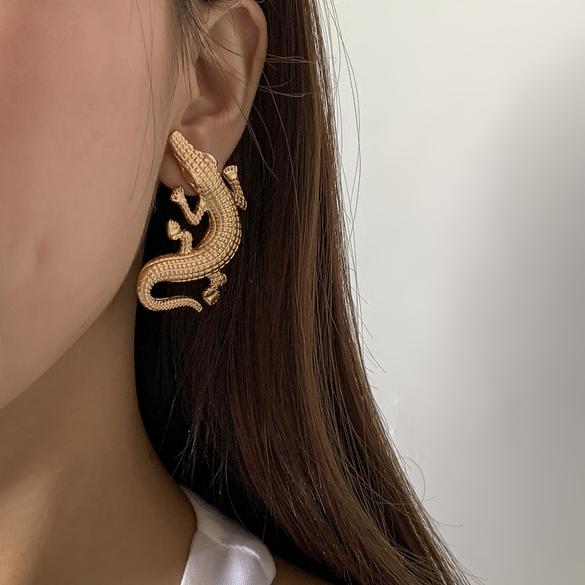 Ladies Stud Crocodile Earrings