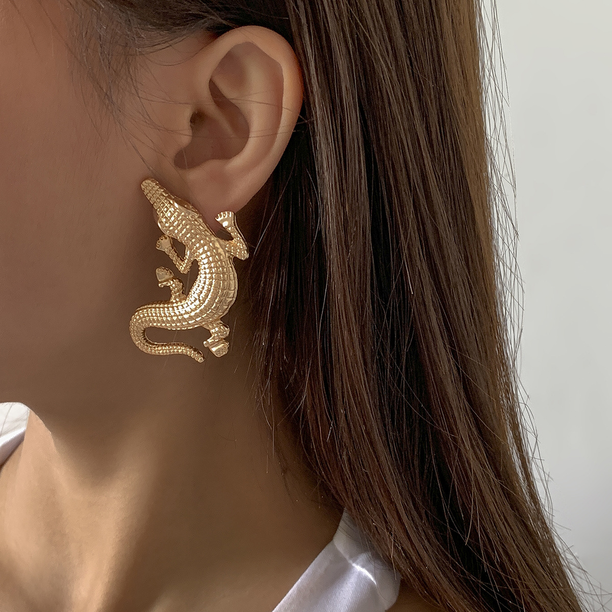 Ladies Stud Crocodile Earrings